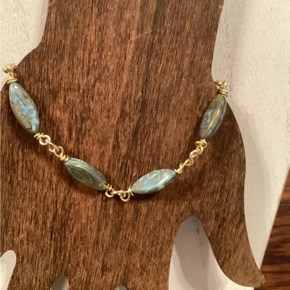 Labradorite Bracelet - Picture 2 of 5